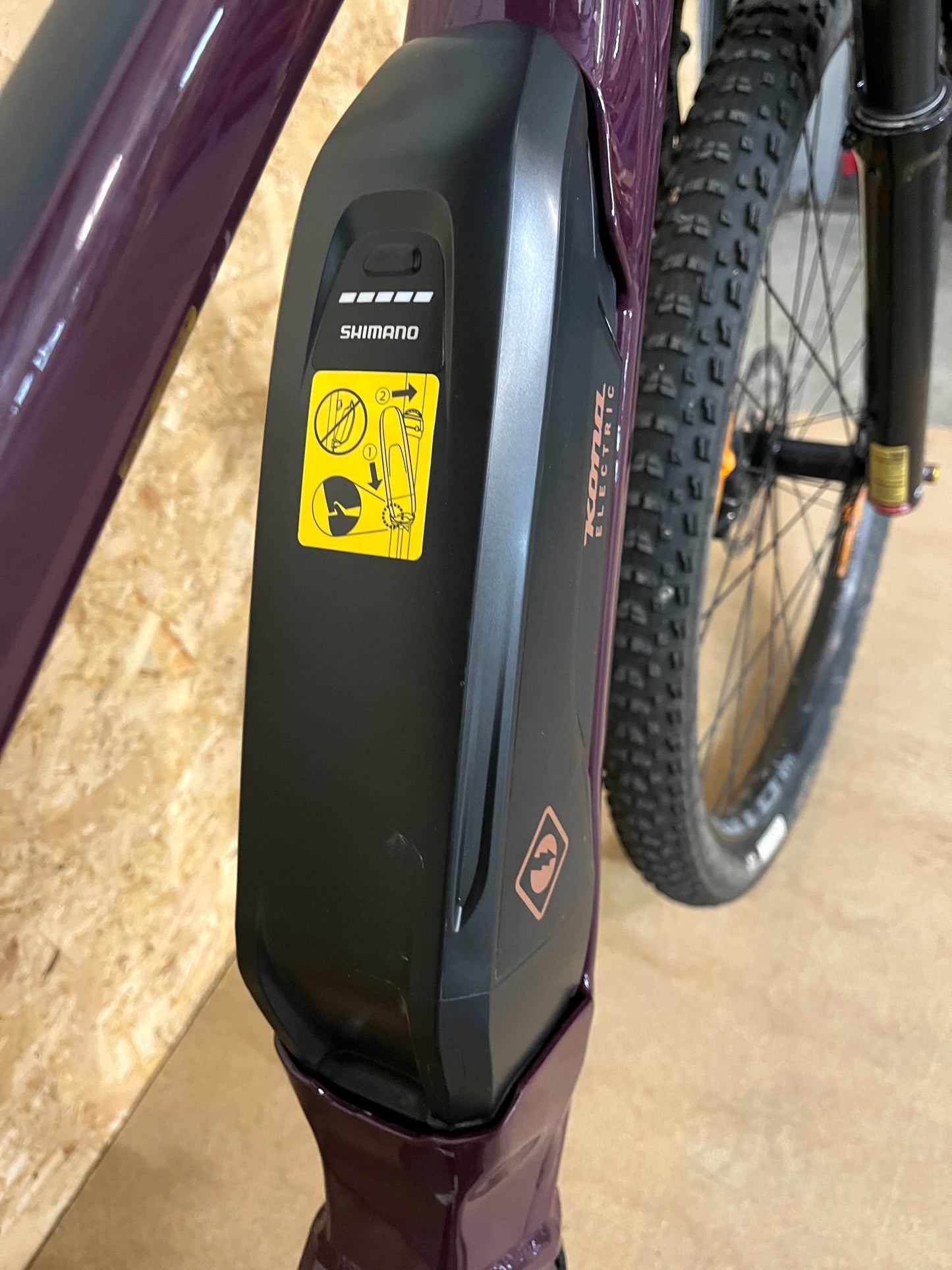 2024 Kona El Kahuna - Large - Purple | Ex Demo