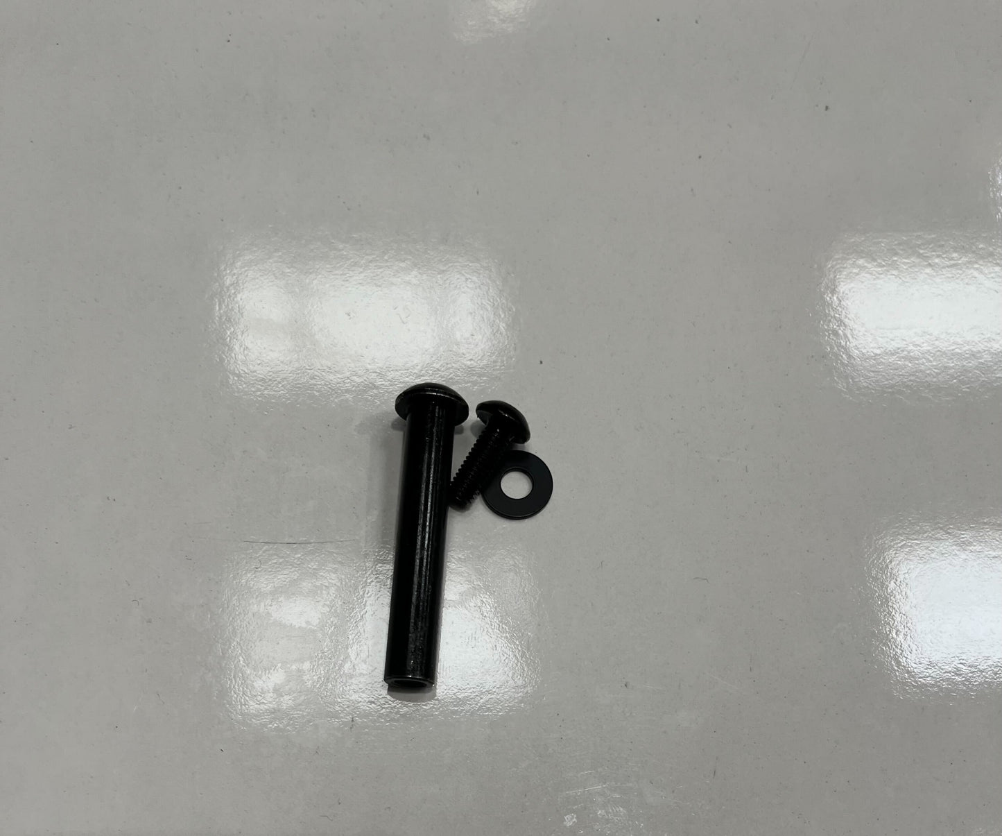 Bolts - CMPBTOP11 - Lower shock mounting bolt assembly Operator 29 CR 2019