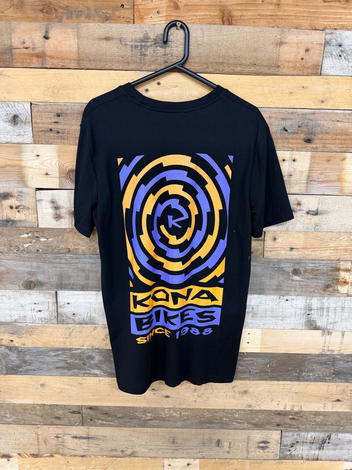 Kona SINCE 1988 Tee - Black