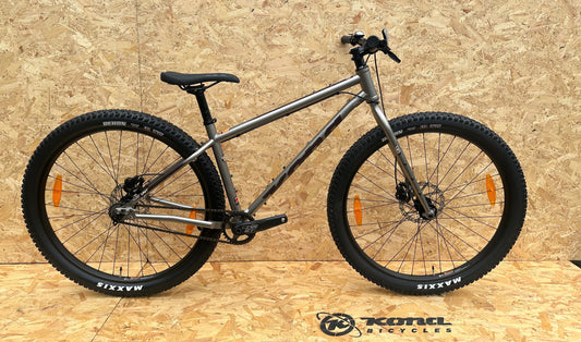 2025 Kona Unit - Grey - Medium | Ex Display