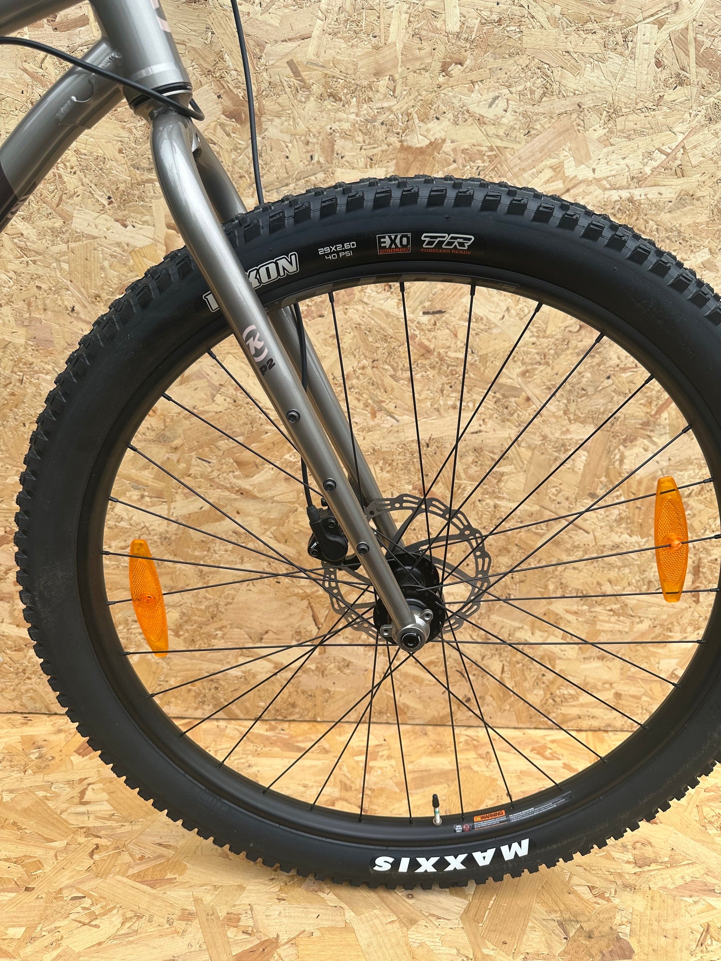 2025 Kona Unit - Grey - Medium | Ex Display