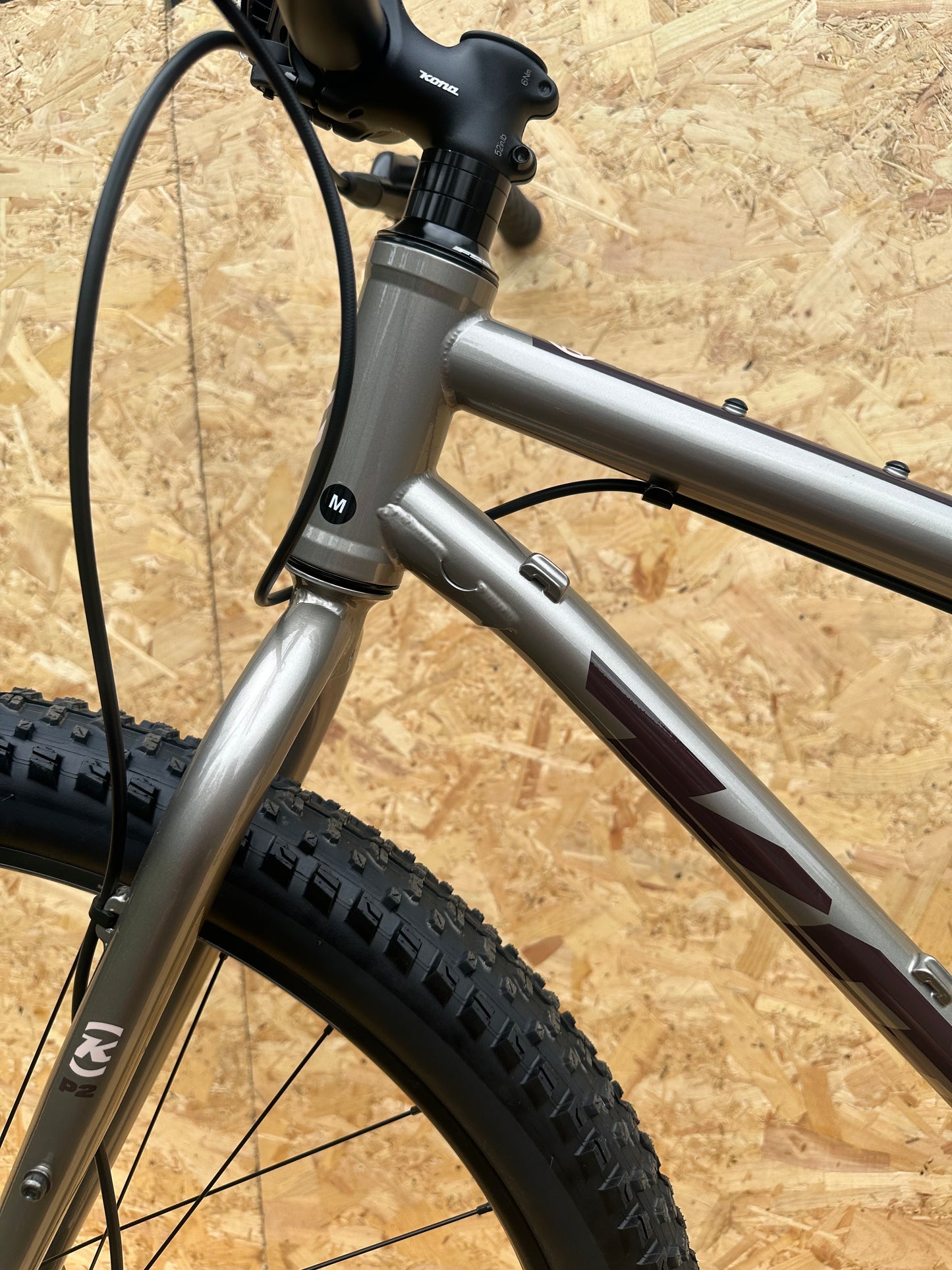 2025 Kona Unit - Grey - Medium | Ex Display