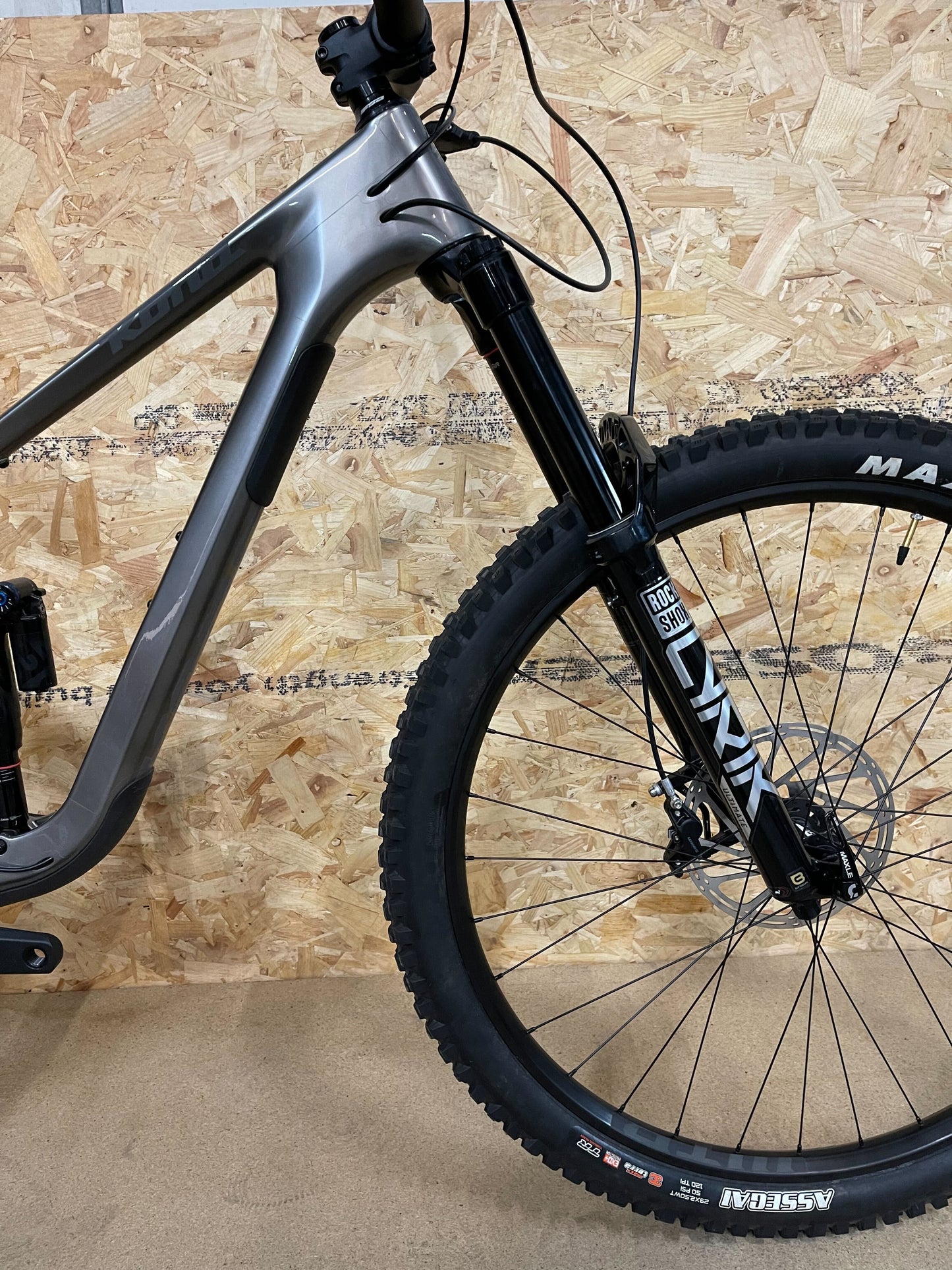 2026 Kona Process G3 - CR/DL 153 - LG - Dark Chrome | Ex Demo - After Market Parts