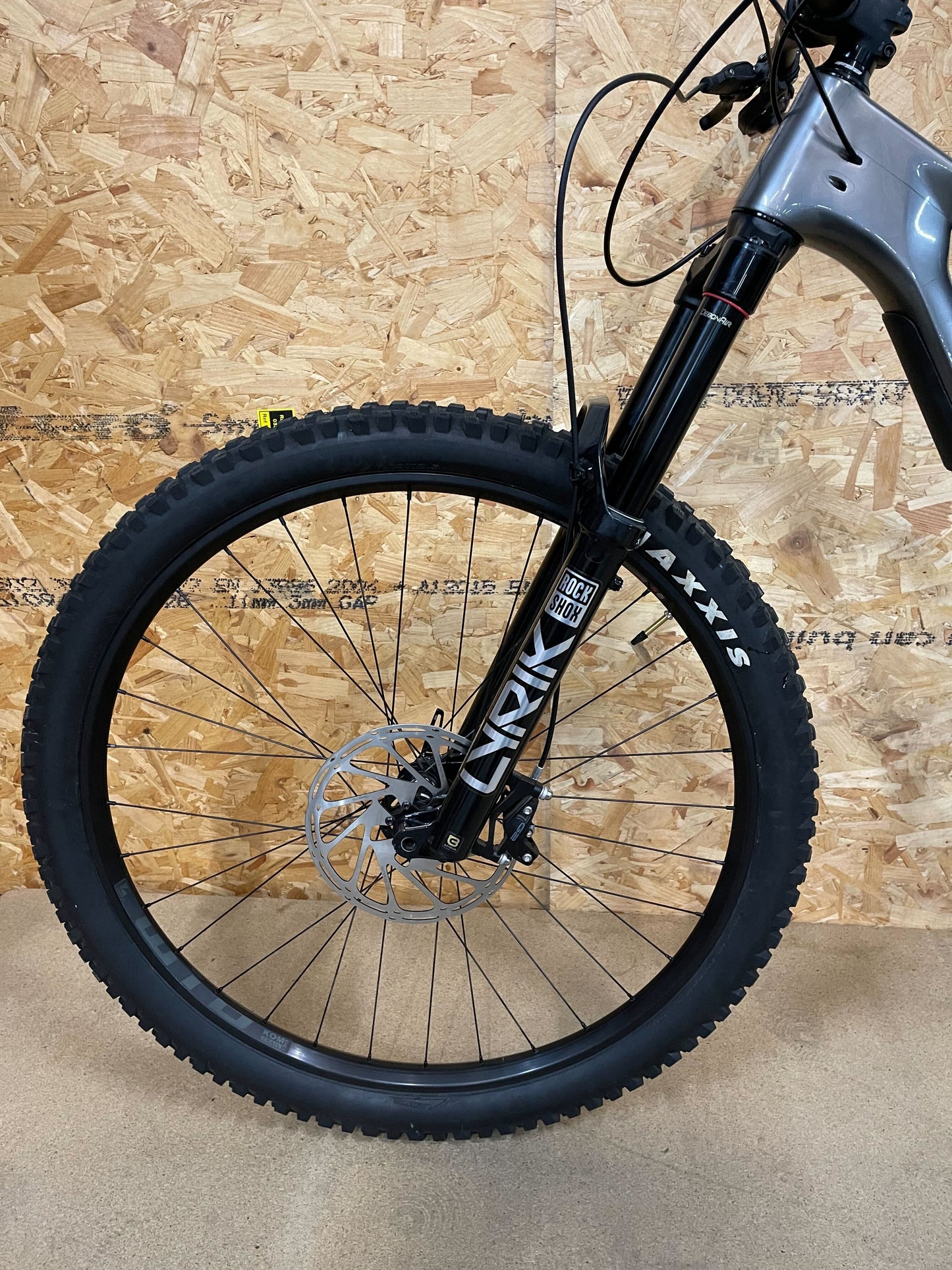 2026 Kona Process G3 - CR/DL 153 - LG - Dark Chrome | Ex Demo - After Market Parts