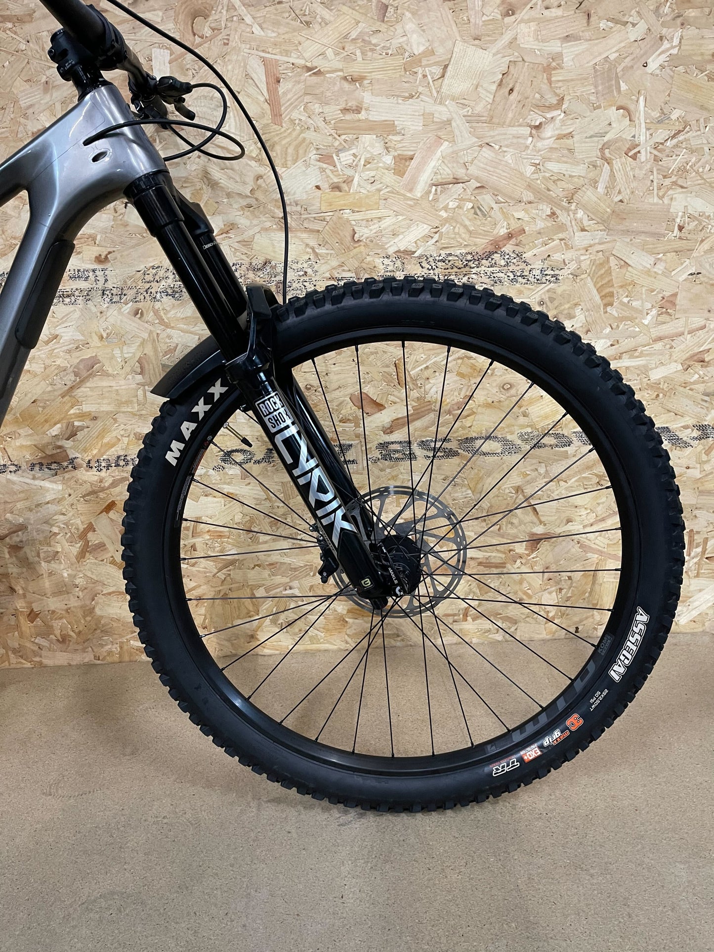 2026 Kona Process G3 - CR/DL 153 - LG - Dark Chrome | Ex Demo