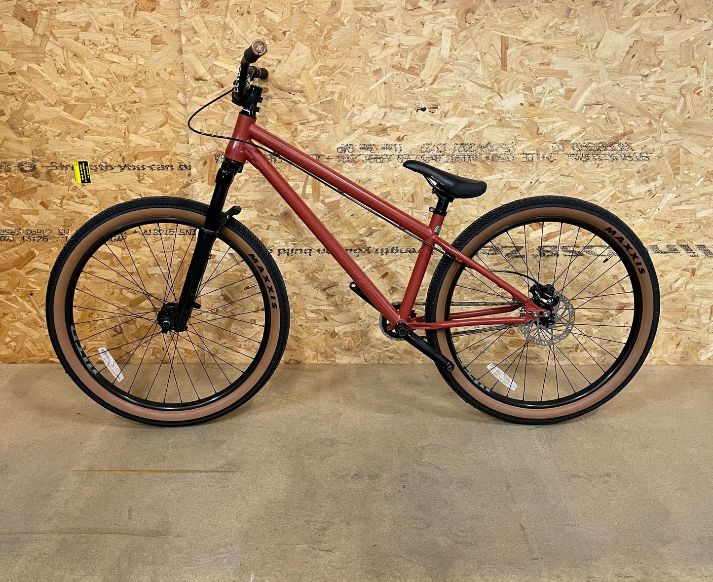 2025 Kona Shonky - Bike - Short – Red – Ex Demo – After Market Reverse Parts