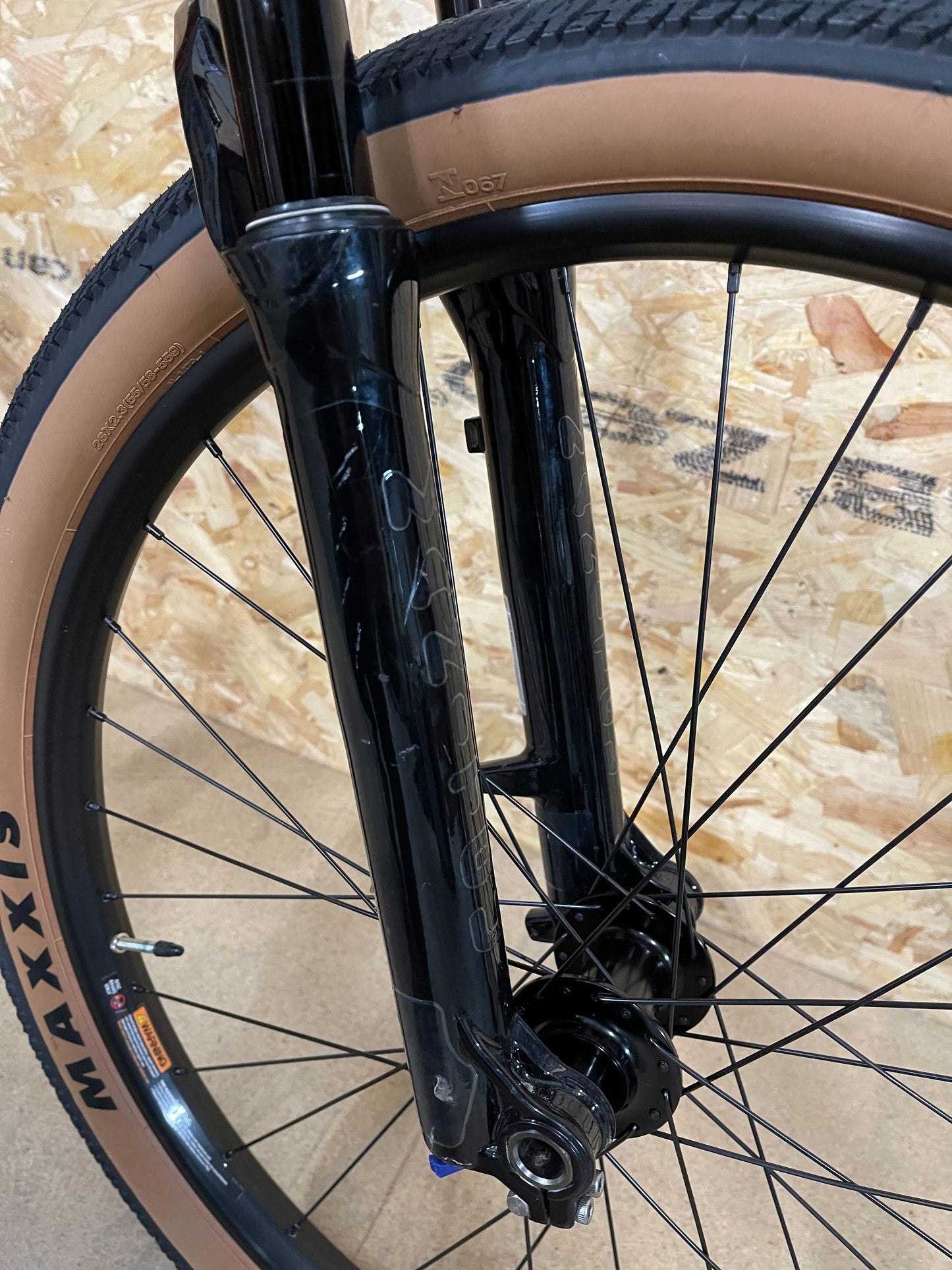 2025 Kona Shonky - Bike - Short – Red – Ex Demo – After Market Reverse Parts