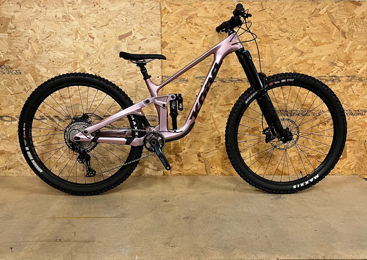 2022 Process X CR - Medium - Metallic Bronze | Ex Demo