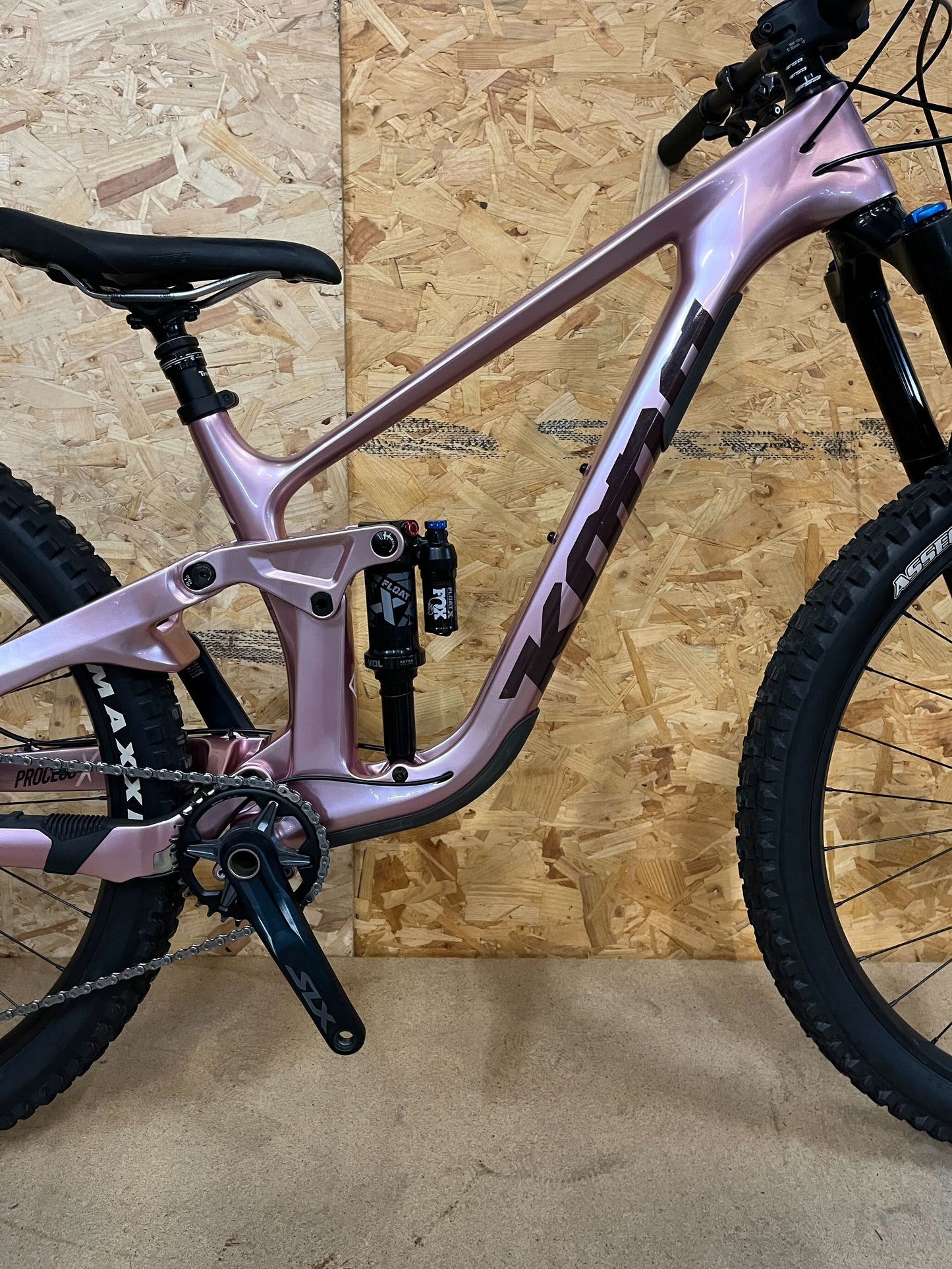 2022 Process X CR - Medium - Metallic Bronze | Ex Demo