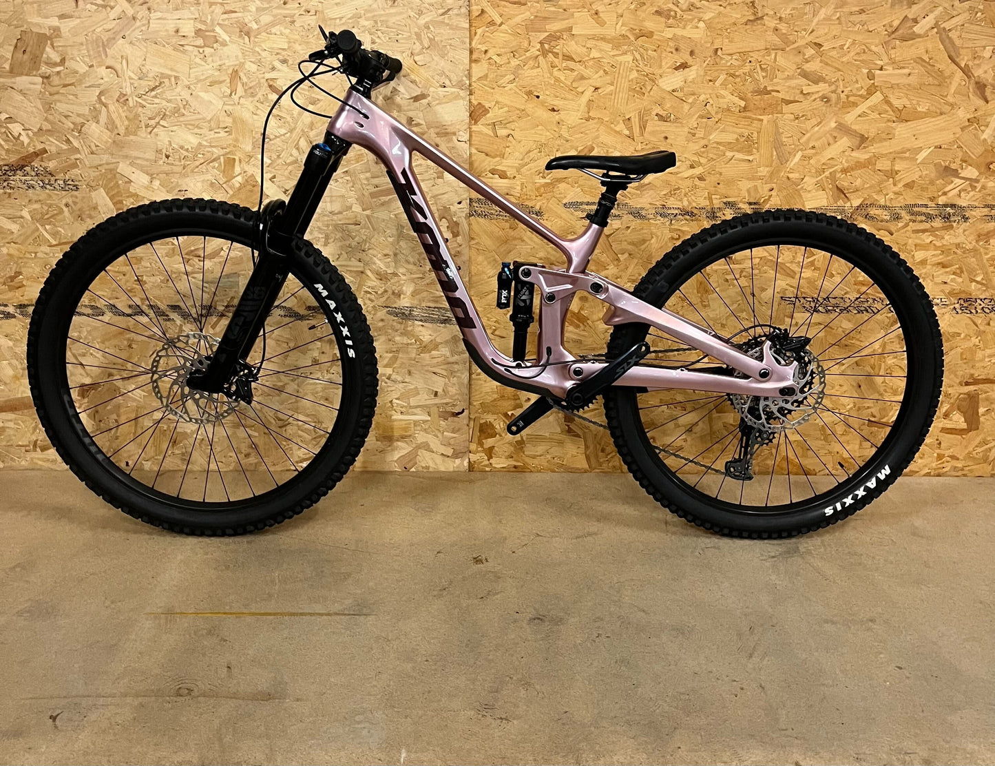 2022 Process X CR - Medium - Metallic Bronze | Ex Demo
