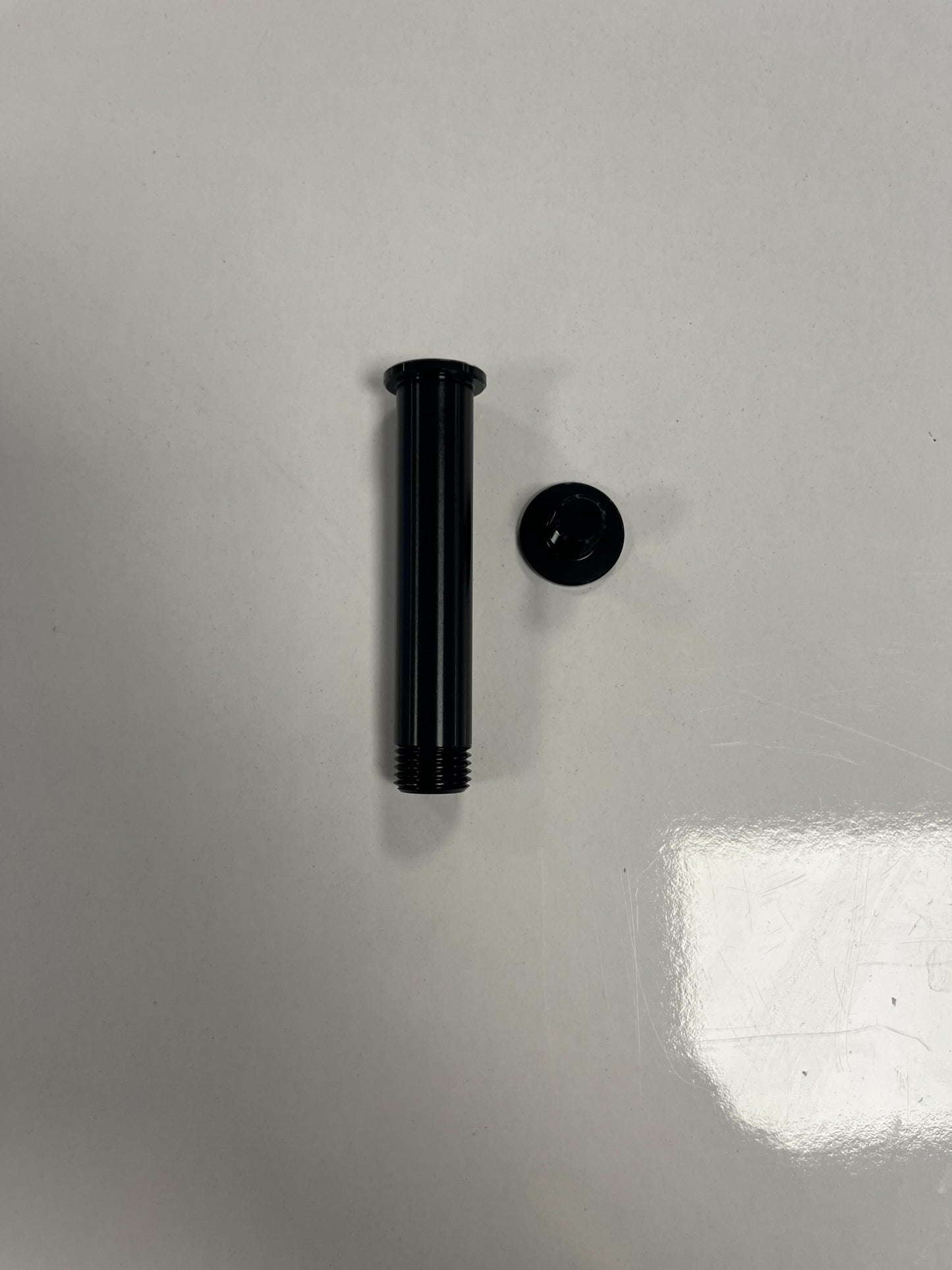 Kona Spares - Bolts - CMPBTOP4 - Rocker to Seat Tube axel and bolt Operator 27.5 2018